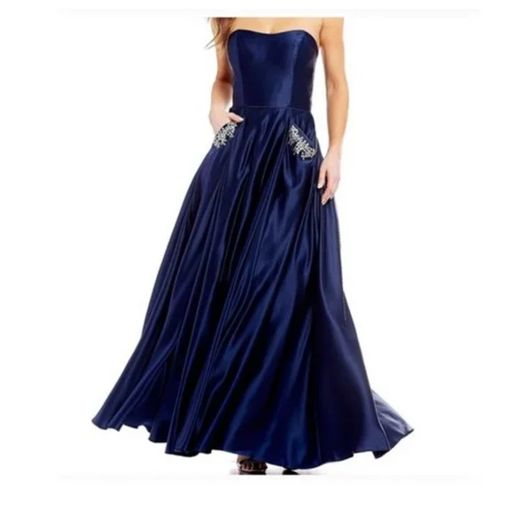 Blondie Nites Dresses Blondie Nites Navy Strapless Embellished